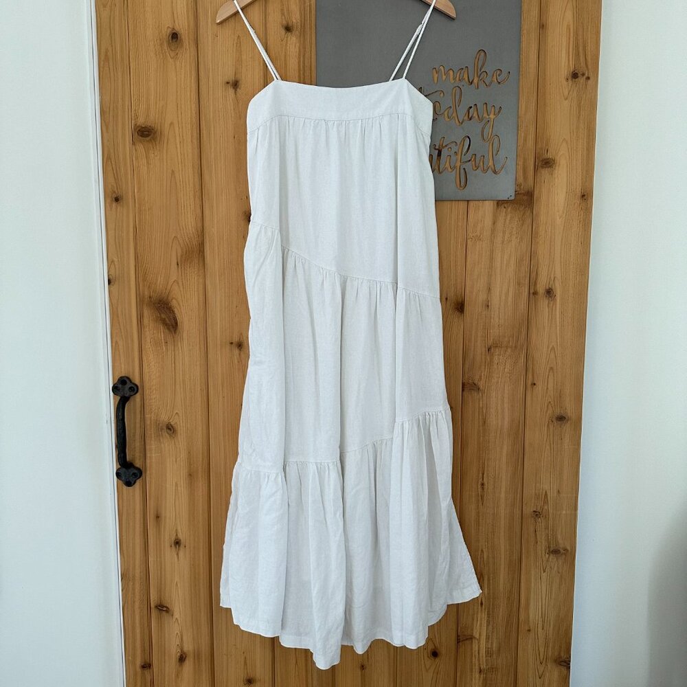 Abercrombie & Fitch White Linen Blend Tiered Asymmetric Dress Size XSP